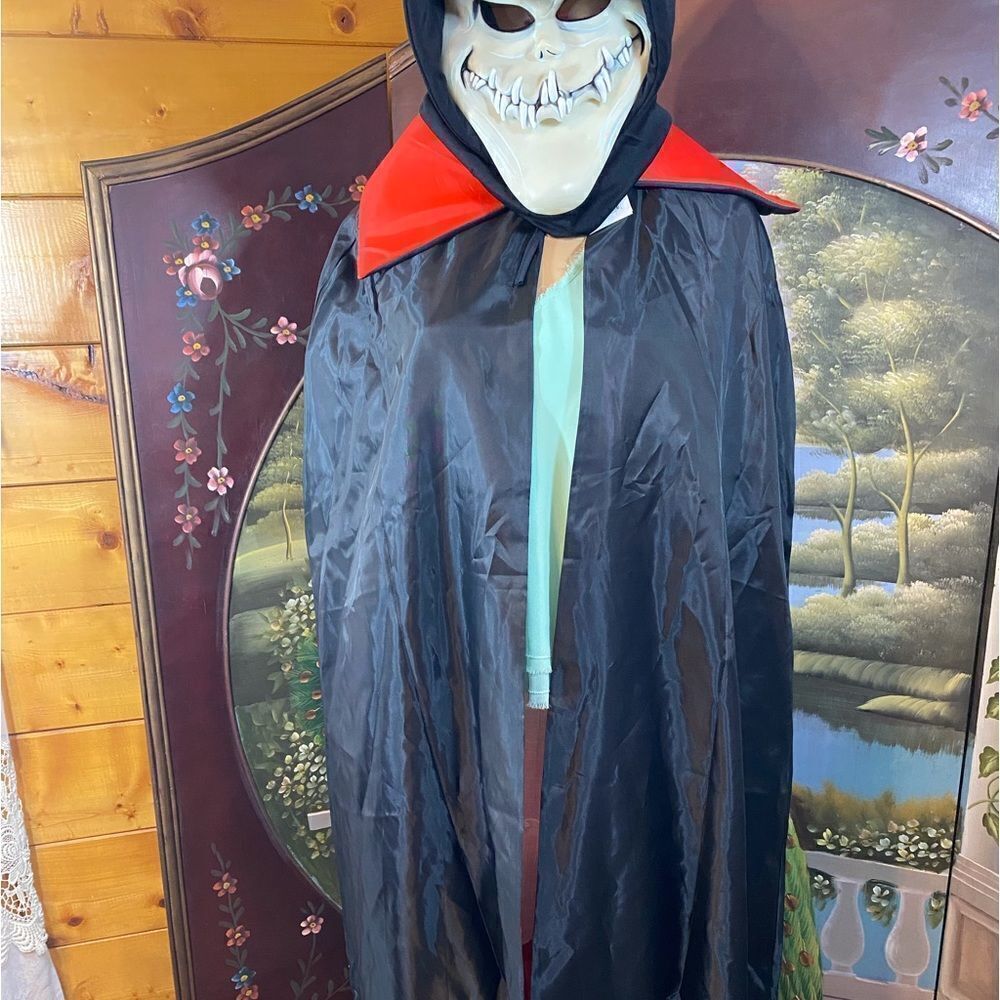 Dracula Cape 